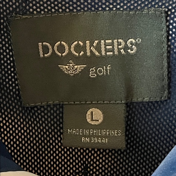 Dockers Men's Beige and Navy Windbreaker - Picture 2 of 9